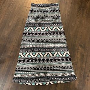Women’s maxi skirt